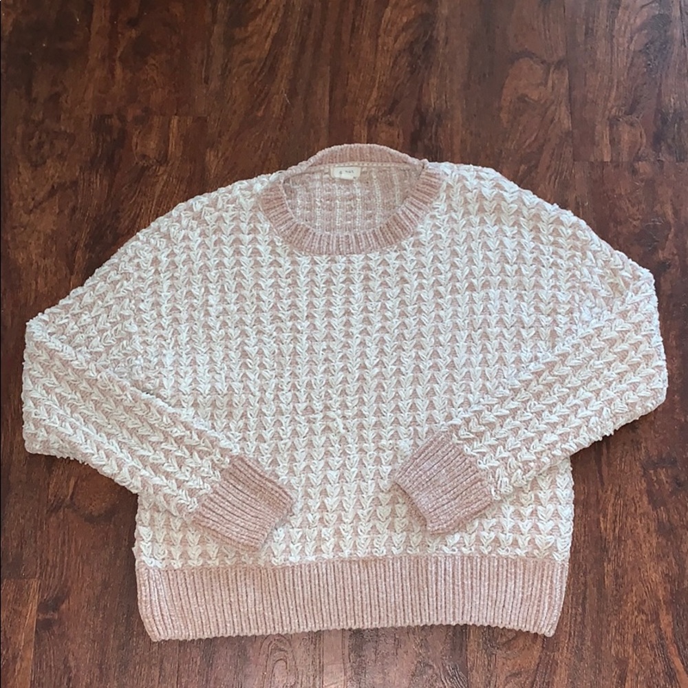 Debut mauve pink and white sweater